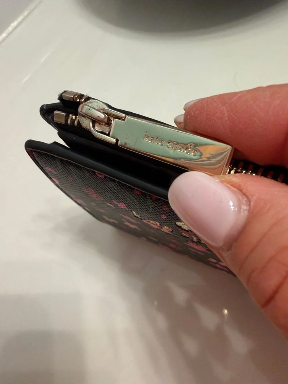 kate spade Schulyer Ditsy Floral Zip Wallet
